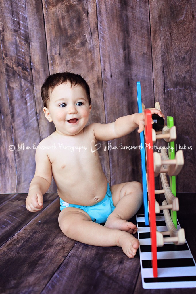 One year old boy photography session_saint louis MO_02